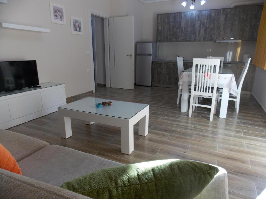 Coastline Apartments Sarandë Exterior foto