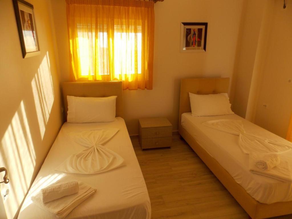 Coastline Apartments Sarandë Exterior foto